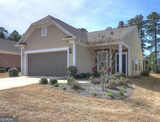 Property Slideshow image 2 of 37 | 610 larch looper dr, Griffin, GA, 30223