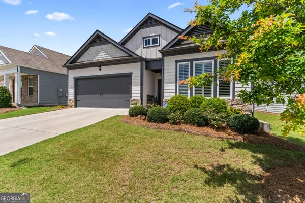 Property Slideshow image 3 of 26 | 60 cranberry blossom way, Dallas, GA, 30132