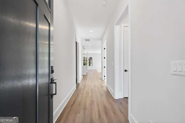 Property Slideshow image 3 of 38 | 220 vinca cir nw, Kennesaw, GA, 30144