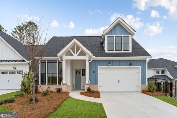 Property Slideshow image 2 of 14 | 330 sassafras way, Holly Springs, GA, 30115