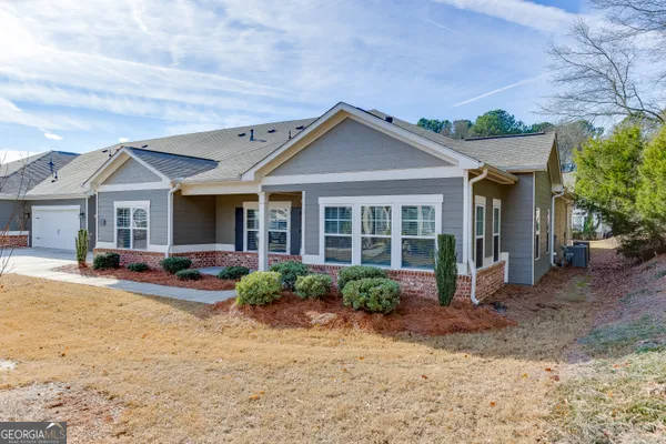 Property Slideshow image 3 of 35 | 2476 rathburn cir, Loganville, GA, 30052