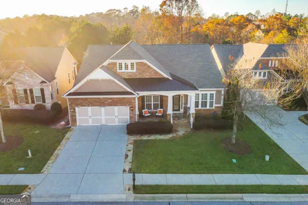 Property Slideshow image 3 of 76 | 6417 hickory springs cir, Hoschton, GA, 30548