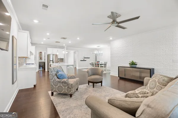 Property Slideshow image 3 of 56 | 160 maple leaf rd, Sharpsburg, GA, 30277