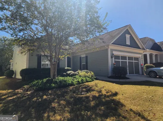 Property Slideshow image 2 of 32 | 808 peach blossom ct, Griffin, GA, 30223