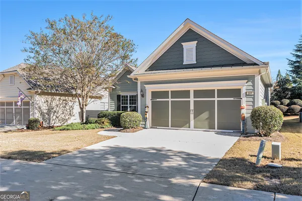 Property Slideshow image 3 of 32 | 808 peach blossom ct, Griffin, GA, 30223