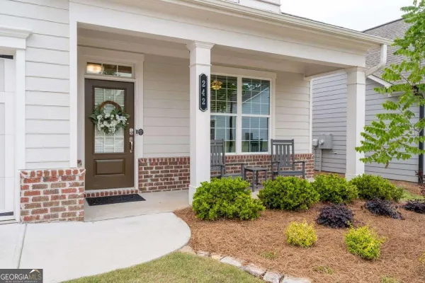 Property Slideshow image 2 of 51 | 242 hickory bluffs pkwy, Canton, GA, 30114