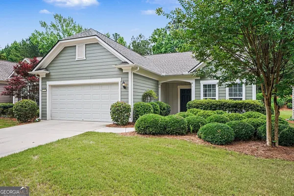 Property Slideshow image 3 of 43 | 102 crape myrtle dr, Griffin, GA, 30223