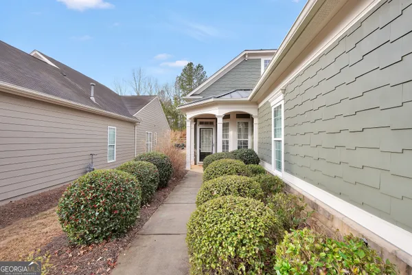 Property Slideshow image 2 of 55 | 154 begonia ct, Griffin, GA, 30223