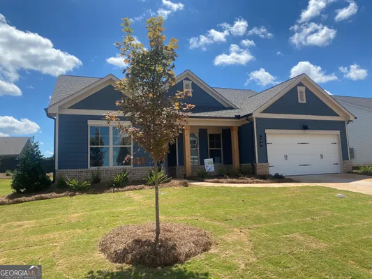 Property Slideshow image 2 of 74 | 150 oakdale rd # 32, Jefferson, GA, 30549