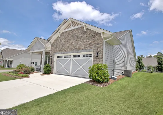 Property Slideshow image 3 of 101 | 93 club cresswind dr, Newnan, GA, 30263