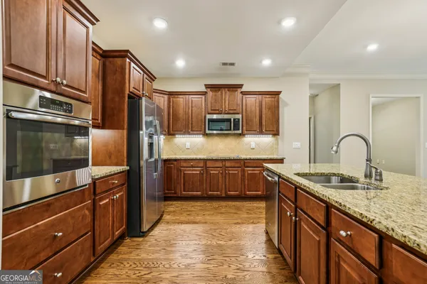 Property Slideshow image 3 of 30 | 1515 bluestone dr, Cumming, GA, 30041