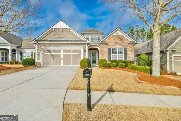 Property Slideshow image 2 of 45 | 6468 lantern rdg, Hoschton, GA, 30548