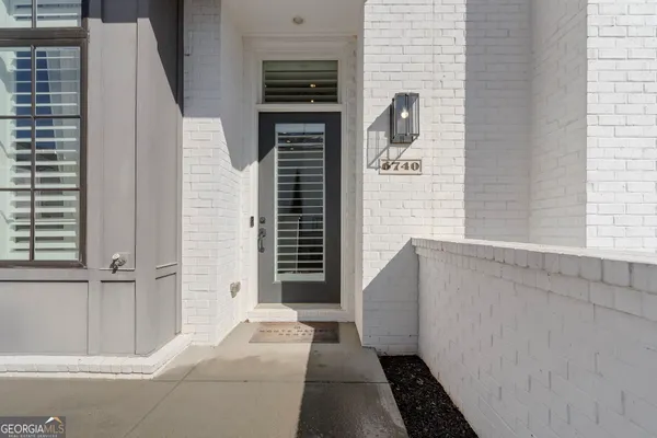 Property Slideshow image 2 of 57 | 6740 avis walk avis walk, Alpharetta, GA, 30005