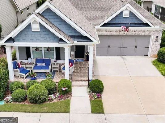 Property Slideshow image 3 of 48 | 121 clover way, Woodstock, GA, 30188