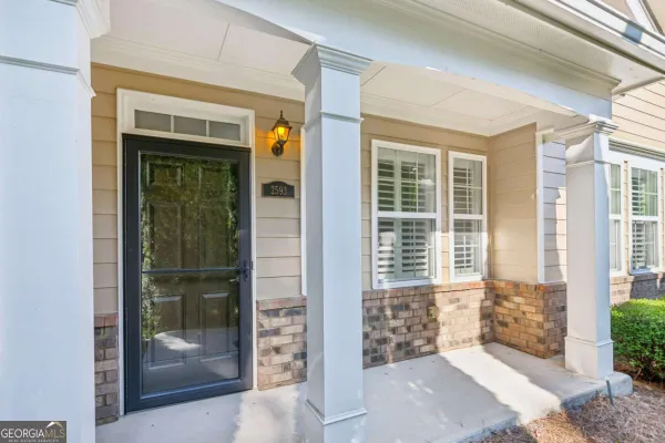 Property Slideshow image 3 of 30 | 2593 grapevine cir # 301, Cumming, GA, 30041