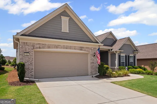 Property Slideshow image 3 of 77 | 106 little gem ct na, Griffin, GA, 30223