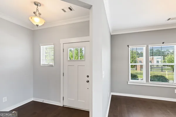 Property Slideshow image 3 of 26 | 2487 rathburn cir, Loganville, GA, 30052