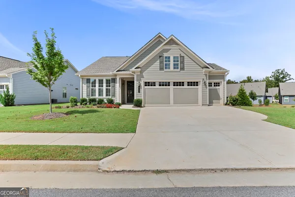 Property Slideshow image 2 of 58 | 413 silverbell ct, Peachtree City, GA, 30269