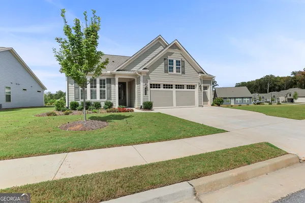 Property Slideshow image 3 of 58 | 413 silverbell ct, Peachtree City, GA, 30269