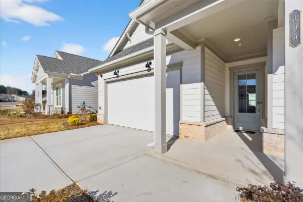 Property Slideshow image 2 of 50 | 199 vinca cir nw, Kennesaw, GA, 30144