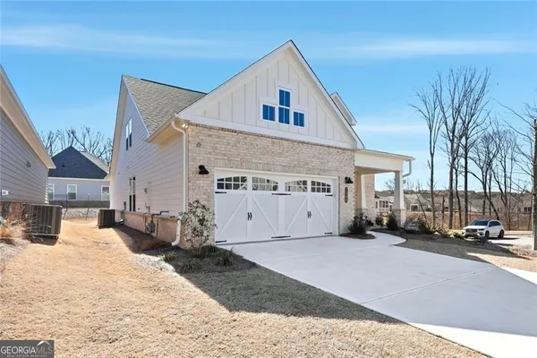 Property Slideshow image 2 of 52 | 7395 winderlea ln, Cumming, GA, 30040