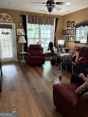 Property Slideshow image 3 of 10 | 111 plumleaf ct, Griffin, GA, 30223