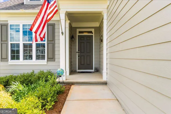 Property Slideshow image 3 of 77 | 3554 black cherry pt, Gainesville, GA, 30504