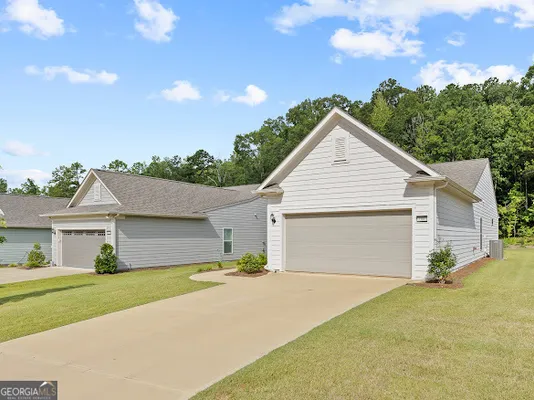 Property Slideshow image 3 of 42 | 1300 starboard way, Greensboro, GA, 30642