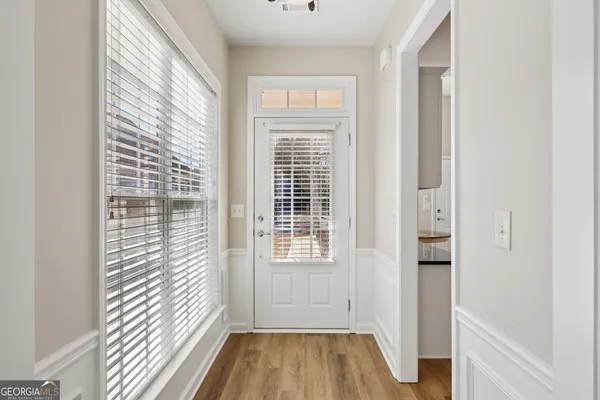 Property Slideshow image 2 of 25 | 6221 greenstone cir, Hoschton, GA, 30548