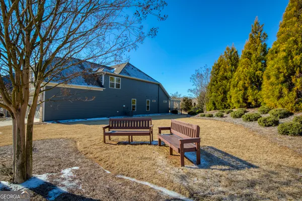 Property Slideshow image 3 of 59 | 3730 cypresswood pt, Gainesville, GA, 30504