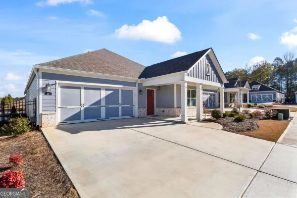 Property Slideshow image 2 of 35 | 20 weathervane way, Hiram, GA, 30141