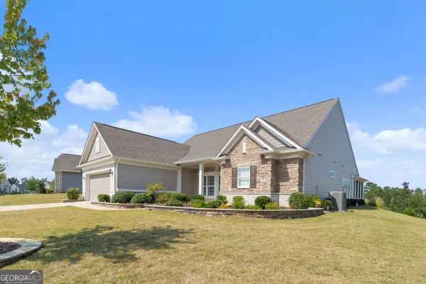Property Slideshow image 3 of 52 | 1011 delmarina st, Greensboro, GA, 30642