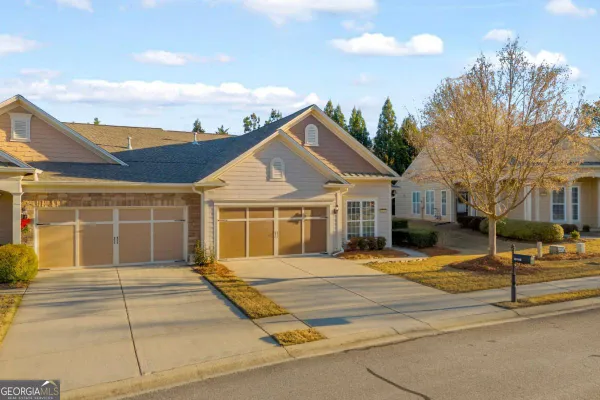 Property Slideshow image 3 of 53 | 6116 longleaf dr, Hoschton, GA, 30548