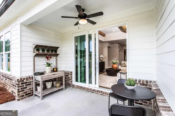 Property Slideshow image 3 of 47 | 130 willowfern ln, Marietta, GA, 30066