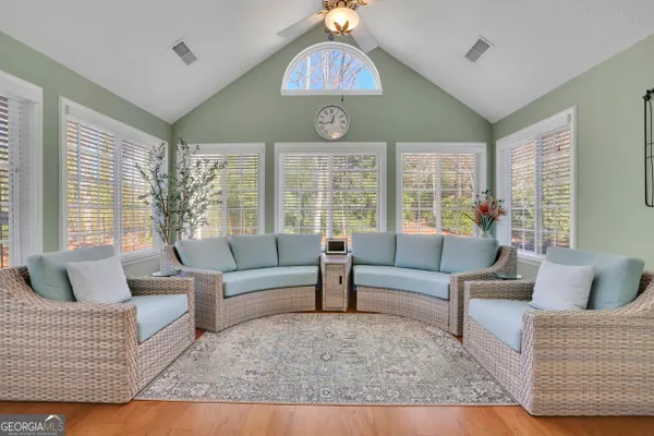 Property Slideshow image 2 of 39 | 2947 oakside cir, Alpharetta, GA, 30004