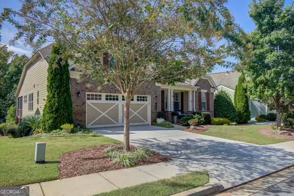 Property Slideshow image 3 of 106 | 125 red maple dr, Peachtree City, GA, 30269