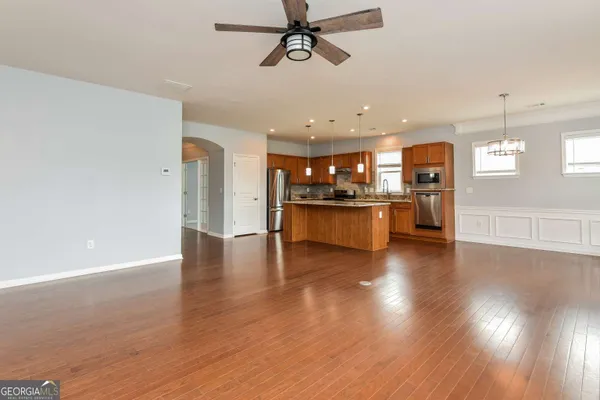 Property Slideshow image 3 of 16 | 405 golden rod ct, Griffin, GA, 30223