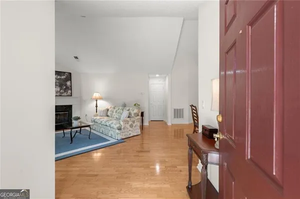 Property Slideshow image 3 of 53 | 2998 oakside cir, Milton, GA, 30004
