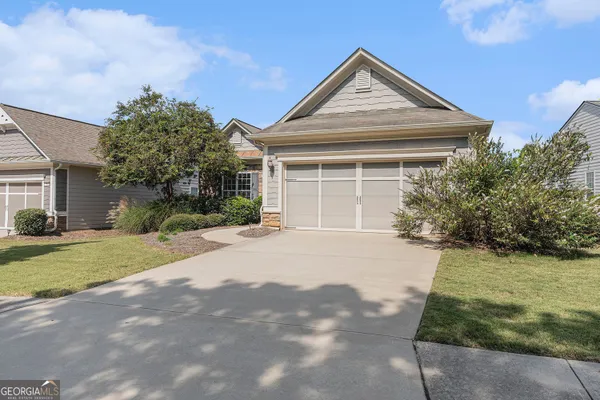 Property Slideshow image 2 of 45 | 506 orchid lights ct, Griffin, GA, 30223