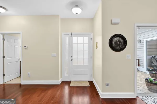 Property Slideshow image 2 of 38 | 327 acuba vw, Woodstock, GA, 30188