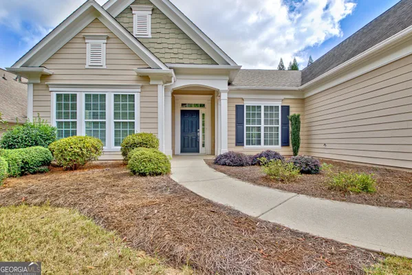 Property Slideshow image 2 of 66 | 305 anna ruby ct, Griffin, GA, 30223