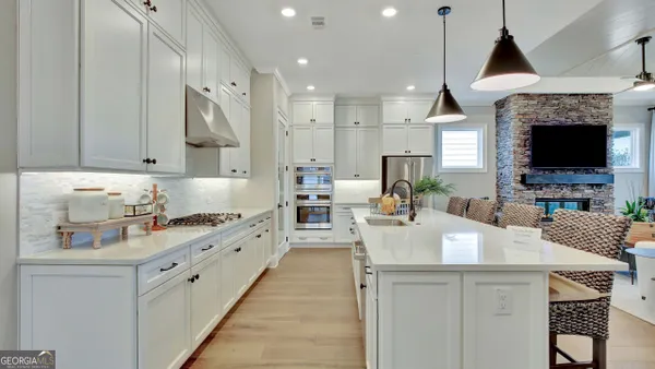 Property Slideshow image 2 of 30 | 150 cresswind blvd, Newnan, GA, 30263