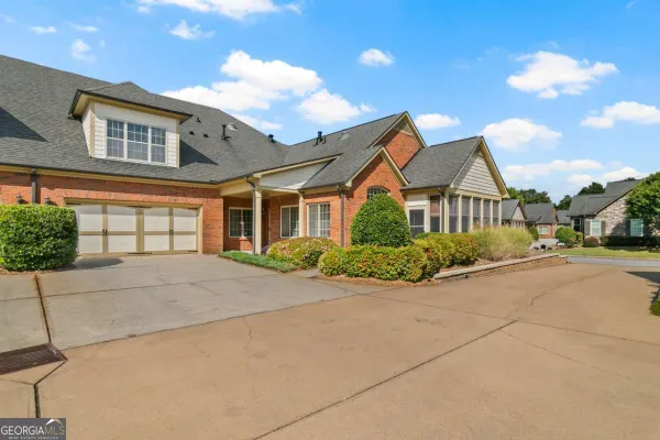 Property Slideshow image 3 of 46 | 120 chastain rd 1407, Kennesaw, GA, 30144