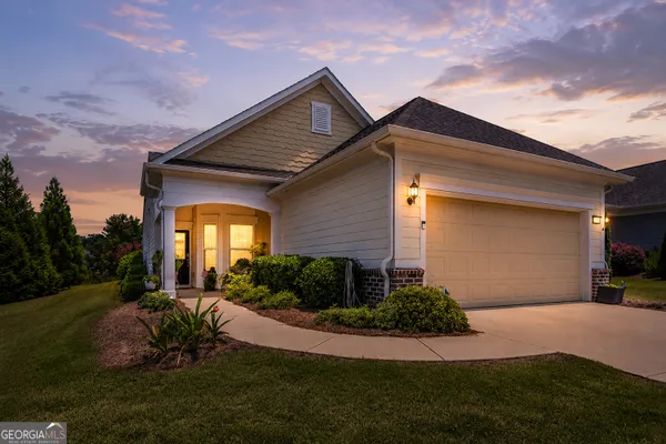 Property Slideshow image 2 of 53 | 1000 chickasaw chief pl, Greensboro, GA, 30642