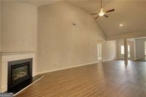 Property Slideshow image 2 of 7 | 843 crossroads ct, Social Circle, GA, 30025