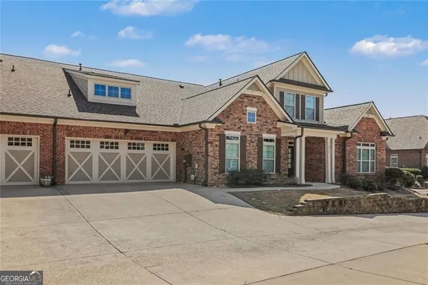 Property Slideshow image 2 of 55 | 2730 middlecreek way, Cumming, GA, 30041