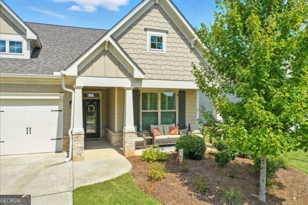 Property Slideshow image 3 of 40 | 402 laurel spring ct, Canton, GA, 30114