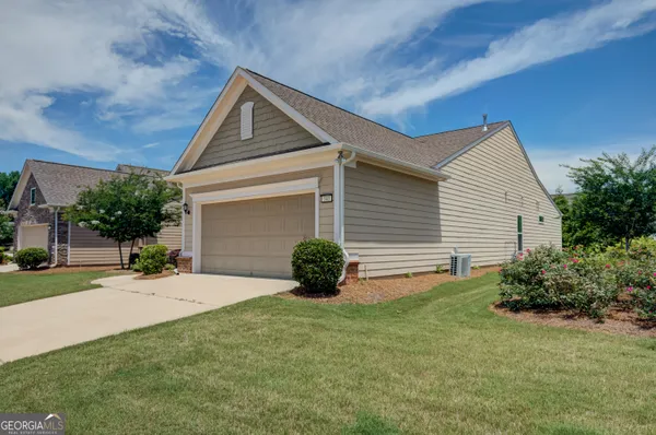 Property Slideshow image 3 of 47 | 540 inkberry dr pod 8, Griffin, GA, 30223