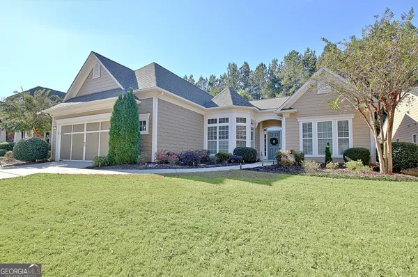 Property Slideshow image 2 of 94 | 424 tallulah dr, Griffin, GA, 30223