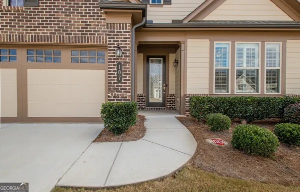 Property Slideshow image 3 of 41 | 107 iron oak dr, Peachtree City, GA, 30269